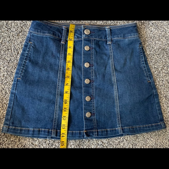 American Eagle Stretch Button Down Denim Skirt Size 4 - Picture 4 of 6